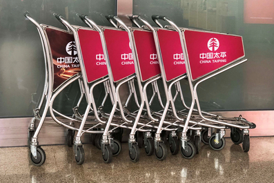 三亞機場T1出發(fā)到達(dá)區(qū)域小手推車廣告