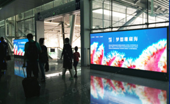投放深圳高鐵站落地?zé)粝鋸V告有哪些優(yōu)勢(shì)?