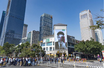 投放深圳福田CBD購物公園LED屏廣告有什么優(yōu)勢(shì)?