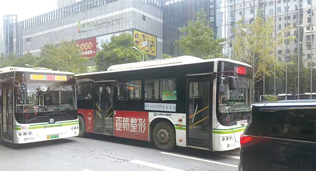 長沙公交車廣告歸來，與四個月前相比有何變化？