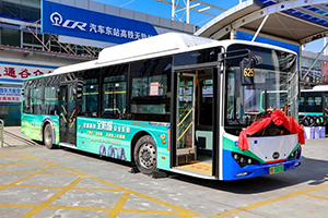 青島公交廣告價格多少錢，汽車用品行業(yè)青島公交車身廣告案例？