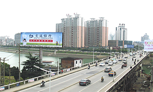 永州瀟湘大橋廣告牌價(jià)格多少錢？永州戶外立柱大牌廣告價(jià)格