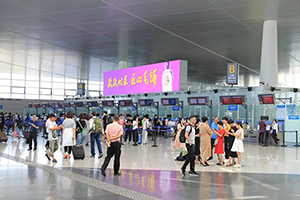 溫州機場最大LED大屏廣告在哪里？溫州機場廣告牌價格多少錢？