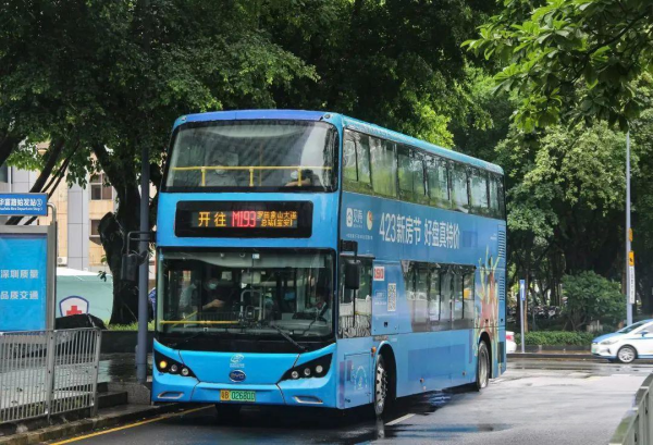 深圳雙層公交車身廣告價(jià)格？深圳雙層巴士公交線路？雙層巴士高度