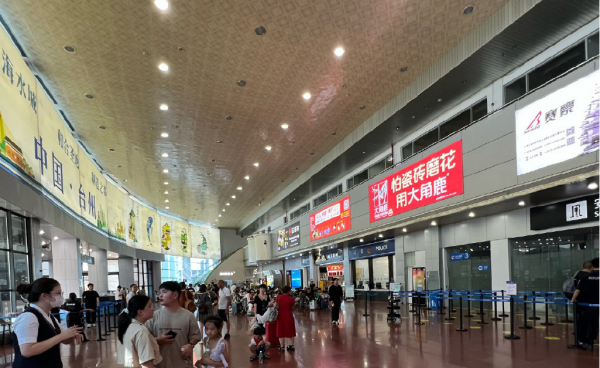 臺州路橋機(jī)場最大廣告牌價(jià)格多少錢？臺州機(jī)場廣告面積位置優(yōu)勢
