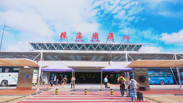 珠海金灣機(jī)場(chǎng)廣告價(jià)格多少錢(qián)？珠海機(jī)場(chǎng)航站樓廣告出發(fā)到達(dá)全覆蓋