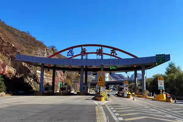 承德高速收費(fèi)站廣告價(jià)格多少錢？承德高速收費(fèi)站廣告站點(diǎn)位置？