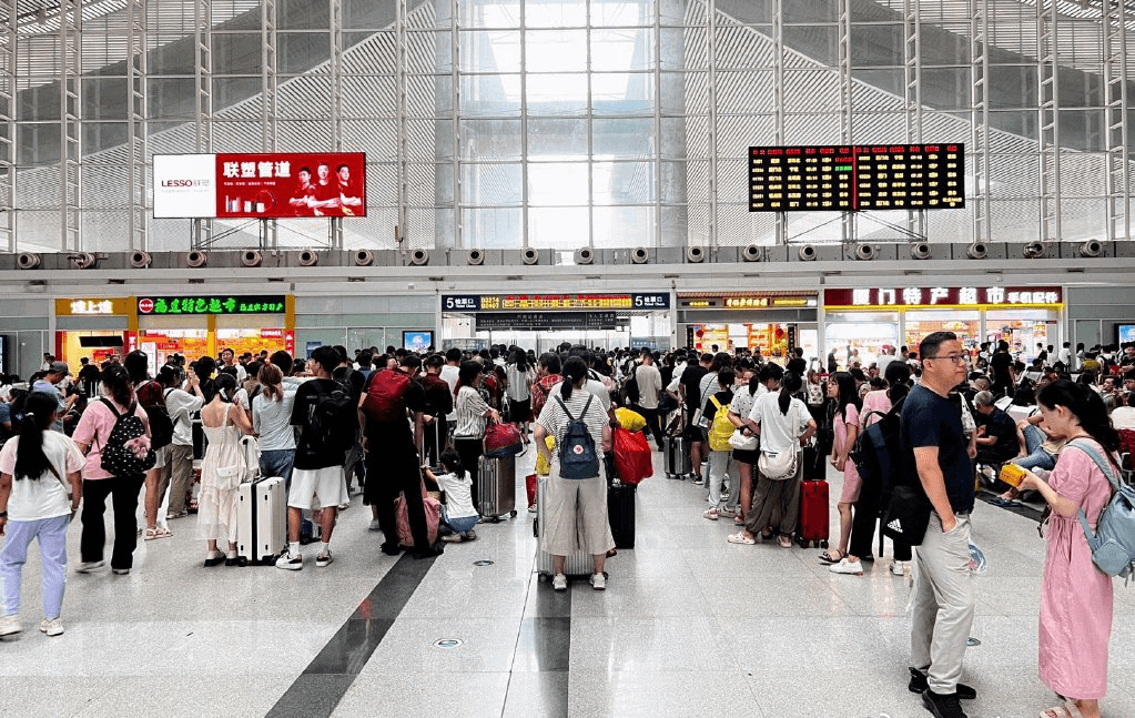 廈門北站廣告價(jià)格收費(fèi)多少錢？廈門北高鐵站春運(yùn)熱門廣告位
