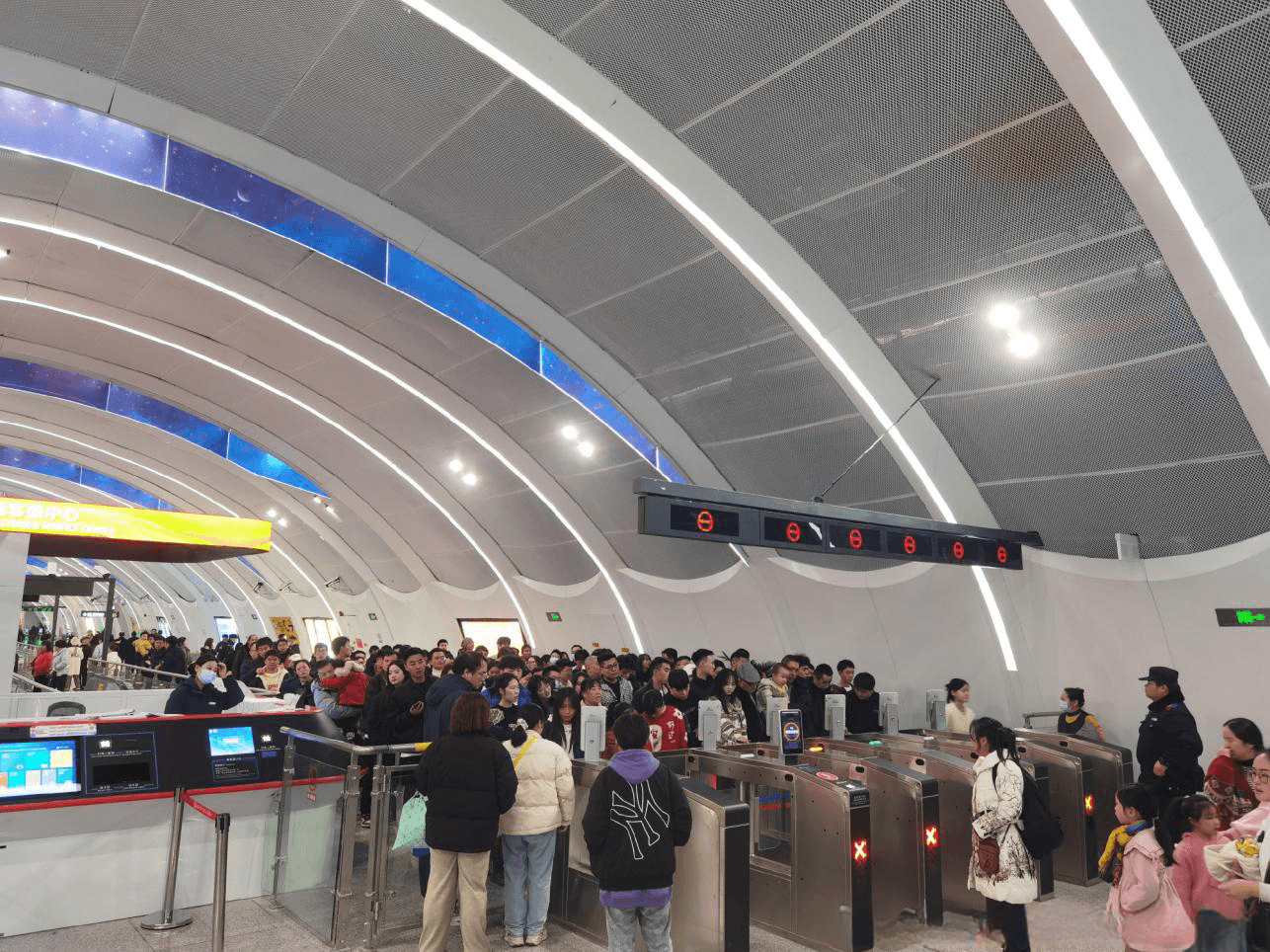 貴陽地鐵3號(hào)線廣告價(jià)格收費(fèi)多少錢，貴陽地鐵廣告3號(hào)線有哪些？