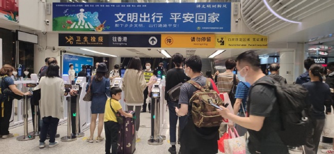 深圳福田口岸廣告價(jià)格收費(fèi)，福田口岸出境熱門廣告牌推薦