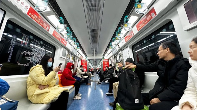 北京地鐵列車廣告案例裝修家裝行業(yè)案例圖，北京地鐵廣告價格收費