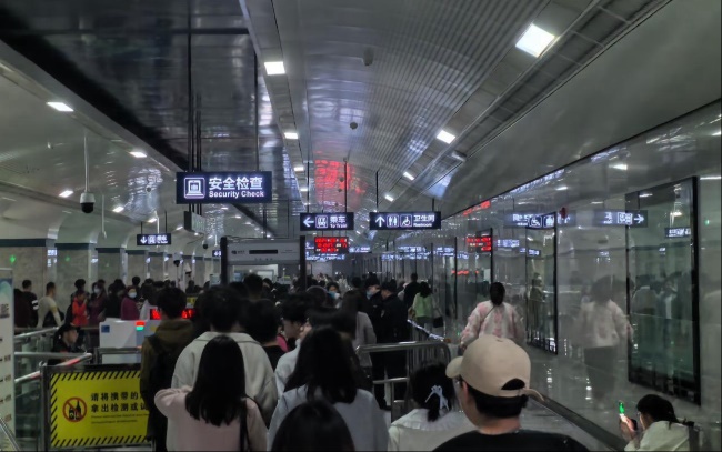 武漢地鐵播音導向廣告價格種類，武漢地鐵列車站臺語音播報廣告
