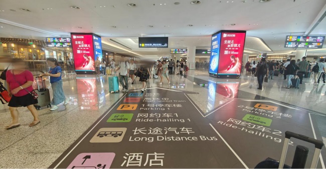 成都天府機場T1國際出發(fā)到達廣告燈箱，成都機場廣告價格