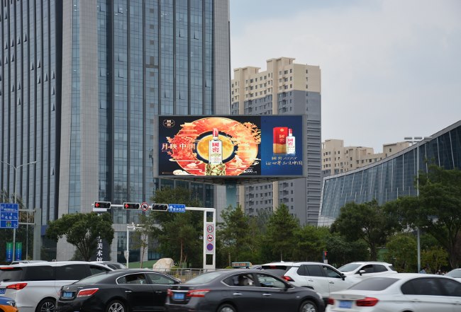 呼和浩特戶外LED廣告投放，呼和浩特大屏廣告價(jià)格