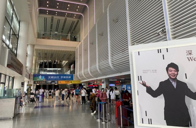 深圳福田口岸有哪些廣告位？怎樣選擇更有效果？