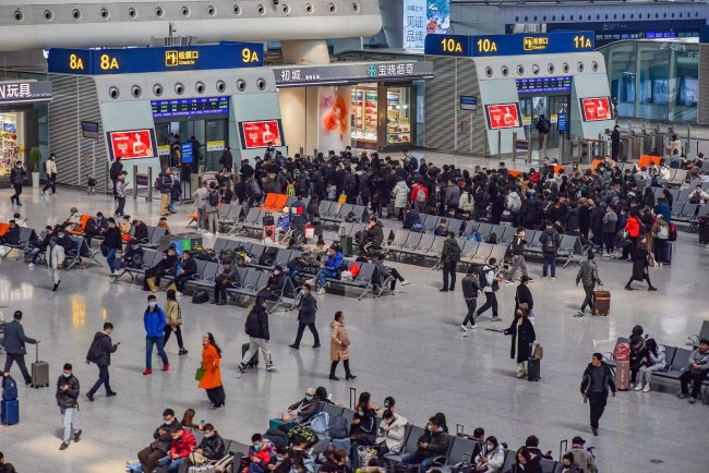 杭州東站有哪些廣告位？分別是什么價(jià)格？哪家廣告公司負(fù)責(zé)發(fā)布安裝？