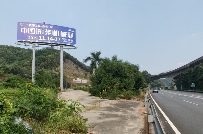 東莞虎門大橋高速立柱大牌廣告投放，東莞高桿戶外廣告價格