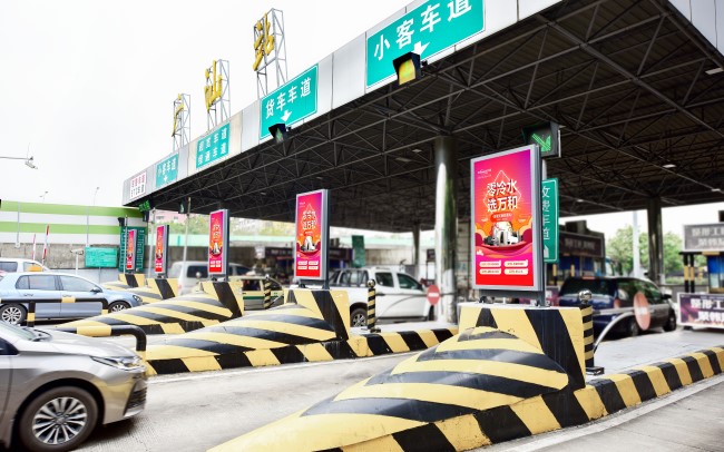 廣州廣汕收費站燈箱廣告投放優(yōu)勢，廣州高速廣汕站廣告價格